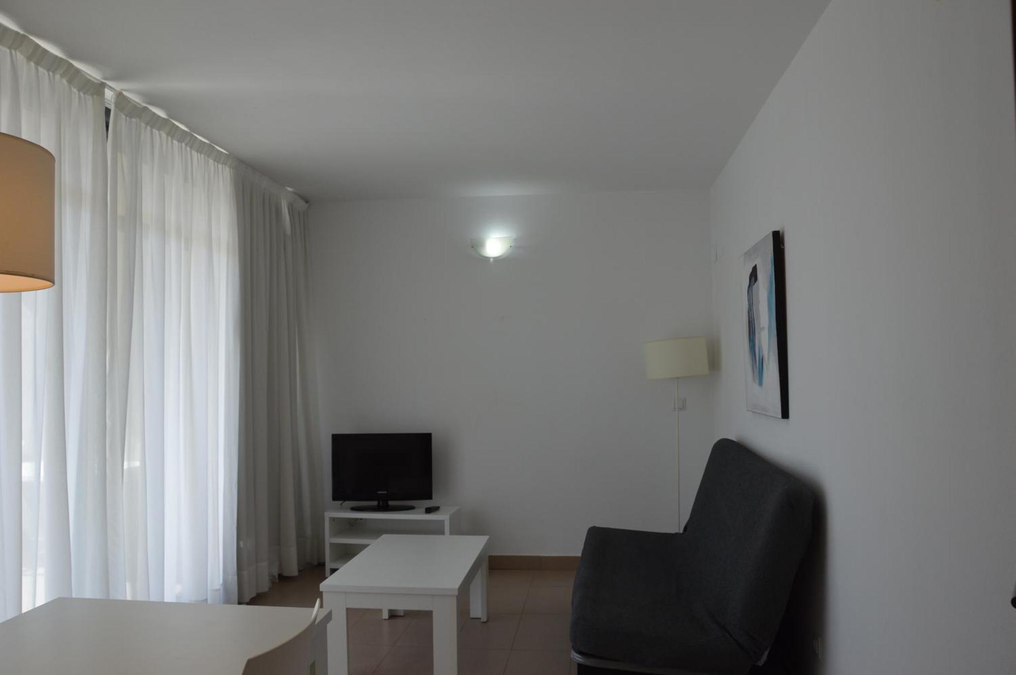 D'Oboe Marlovi Apt With Pool Бенидорм Экстерьер фото
